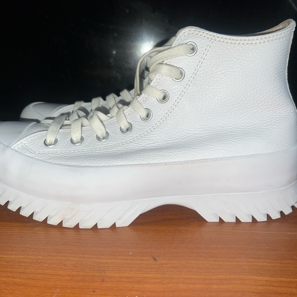 CONVERSE CHUCK TAYLOR ALL STAR LUGGED 2.0 - Picture 2 of 9